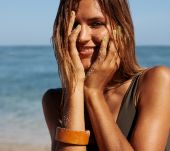 Fin de semana en la playa : los tratamientos de color que tienes que llevar